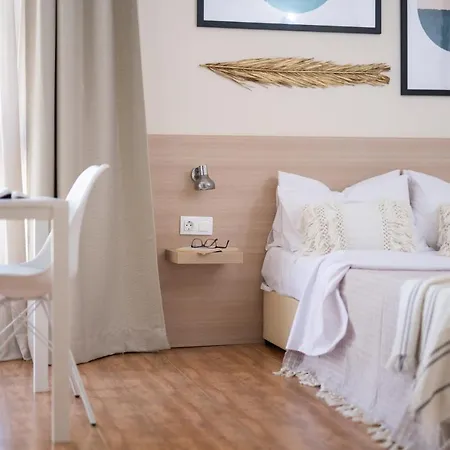 Aparthotel Royal Bay With Self Check-in Sveti Vlas