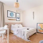 Hotel Royal Bay With Self Check-in Sveti Vlas