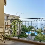 Royal Bay With Self Check-in Hotel 3*