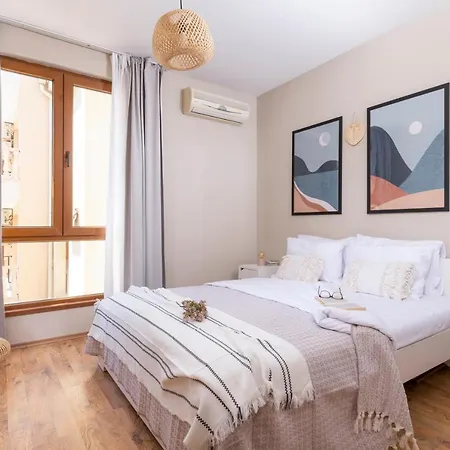 Aparthotel Royal Bay With Self Check-in Sweti Wlas