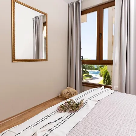 Royal Bay With Self Check-in Sveti Vlas