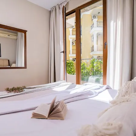 Royal Bay With Self Check-in Aparthotel