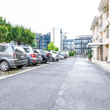 Royal Bay With Self Check-in Hotell Sveti Vlas