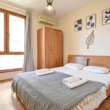 Royal Bay With Self Check-in Aparthotel 3*