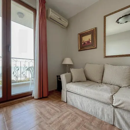 Royal Bay With Self Check-in Aparthotel 3*